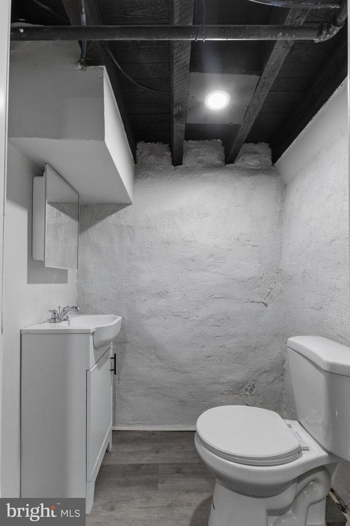 5220 Hazel Avenue photo 25