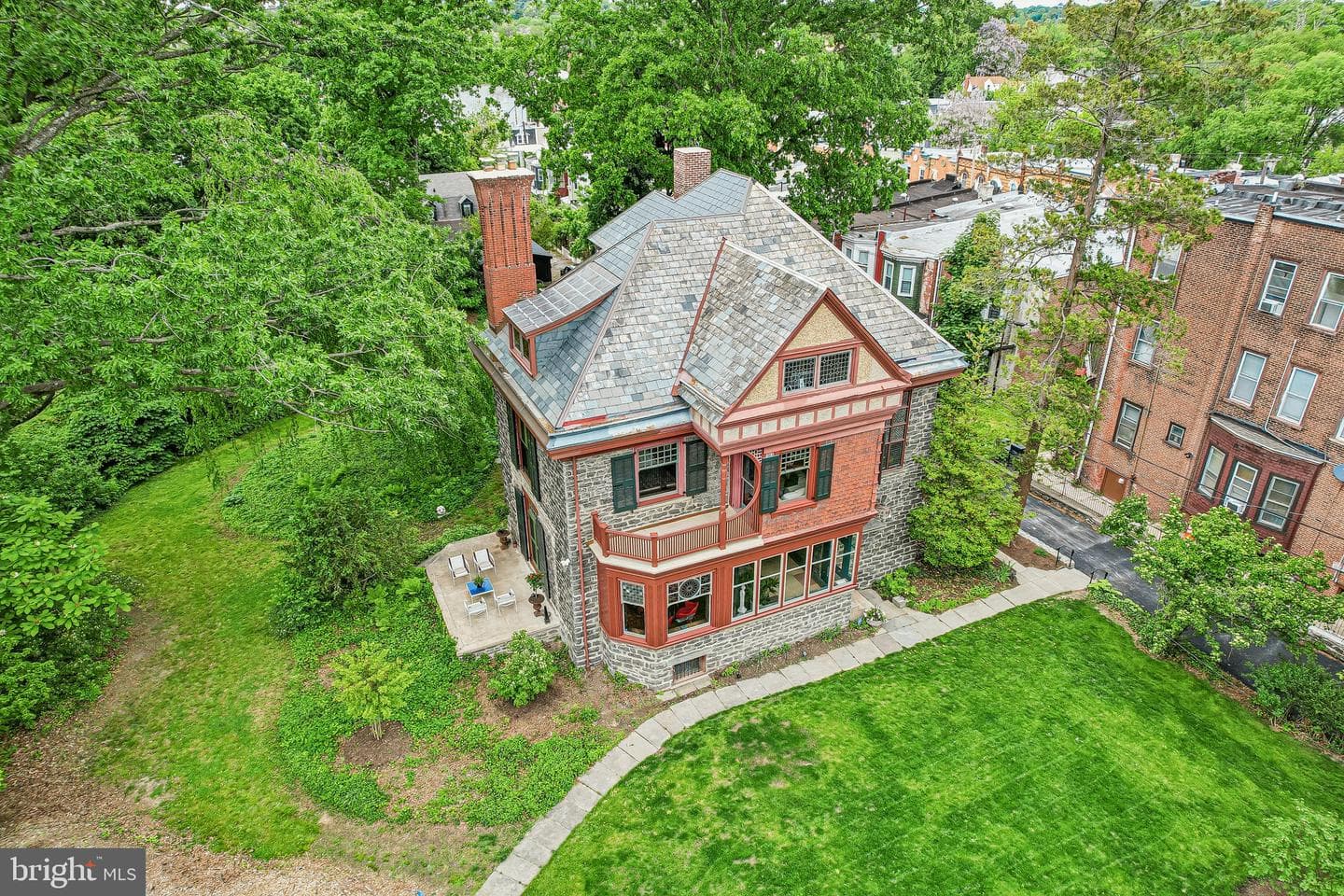 51 E Penn Street photo 61
