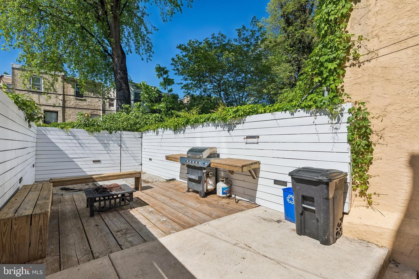 3825 Mount Vernon Street photo 33
