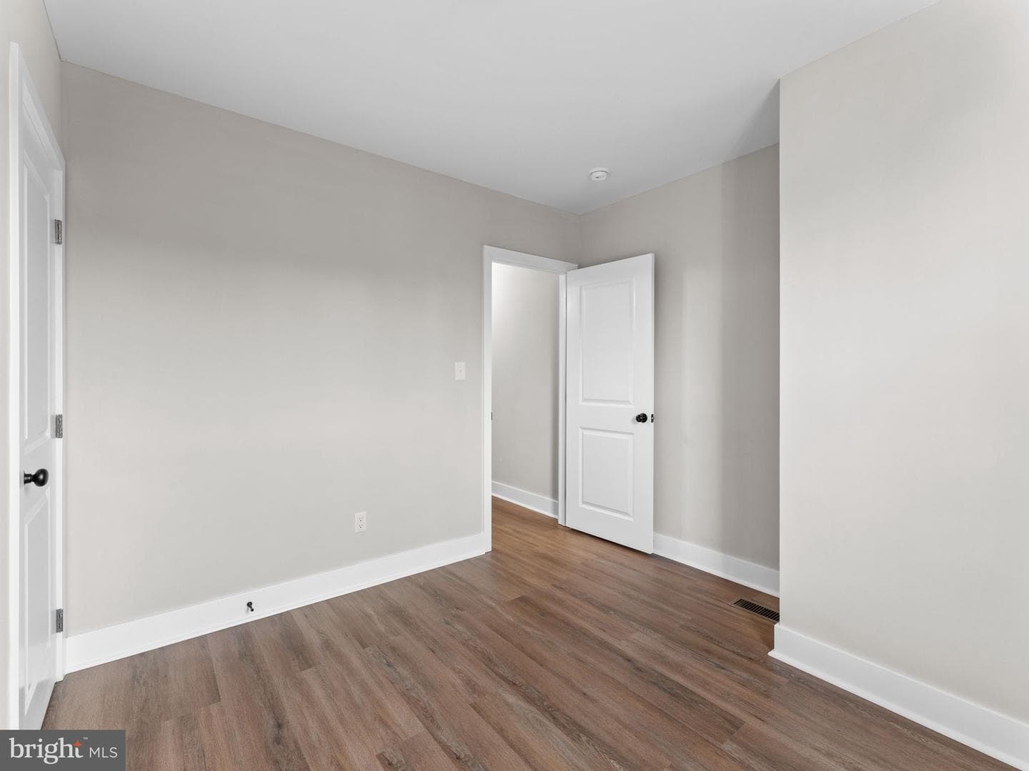 5719 Hazel Avenue photo 13