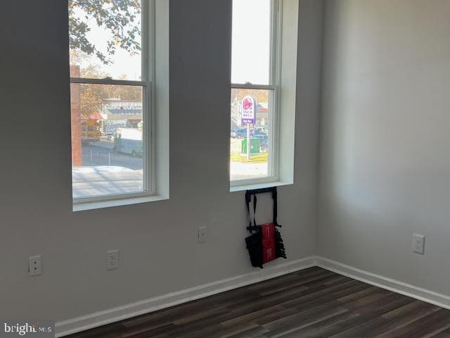 1329 W Roosevelt Boulevard photo 30