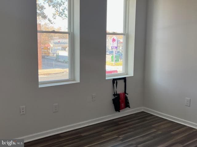1329 W Roosevelt Boulevard photo 31