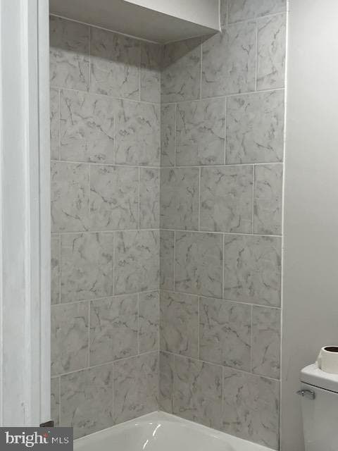 1329 W Roosevelt Boulevard photo 40