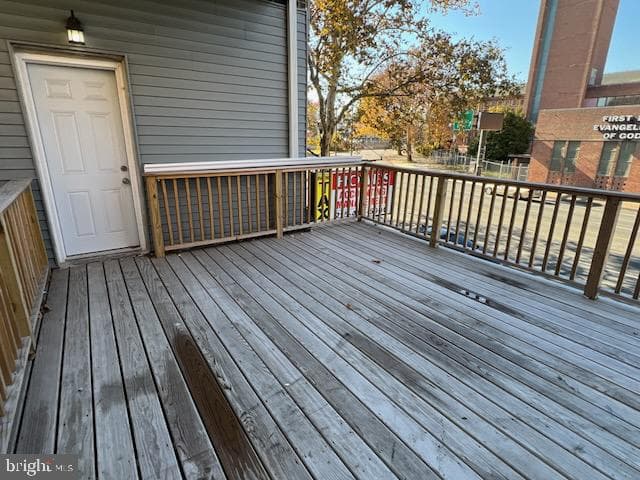 1329 W Roosevelt Boulevard photo 43