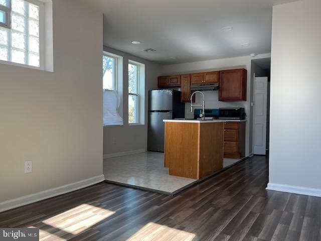 1329 W Roosevelt Boulevard photo 45