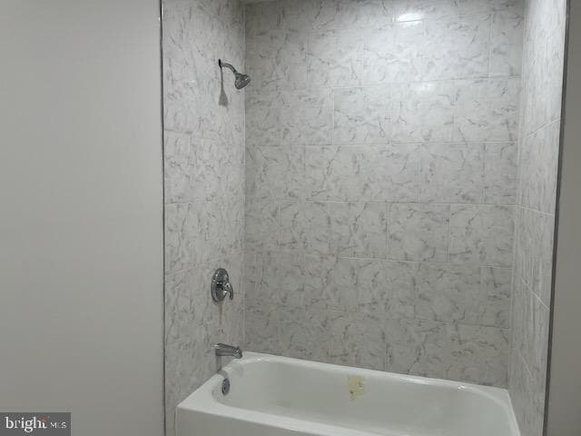 1329 W Roosevelt Boulevard photo 59