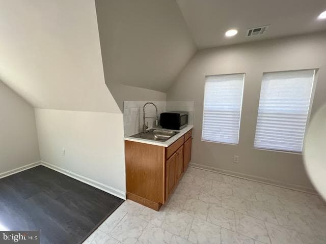 1329 W Roosevelt Boulevard photo 73