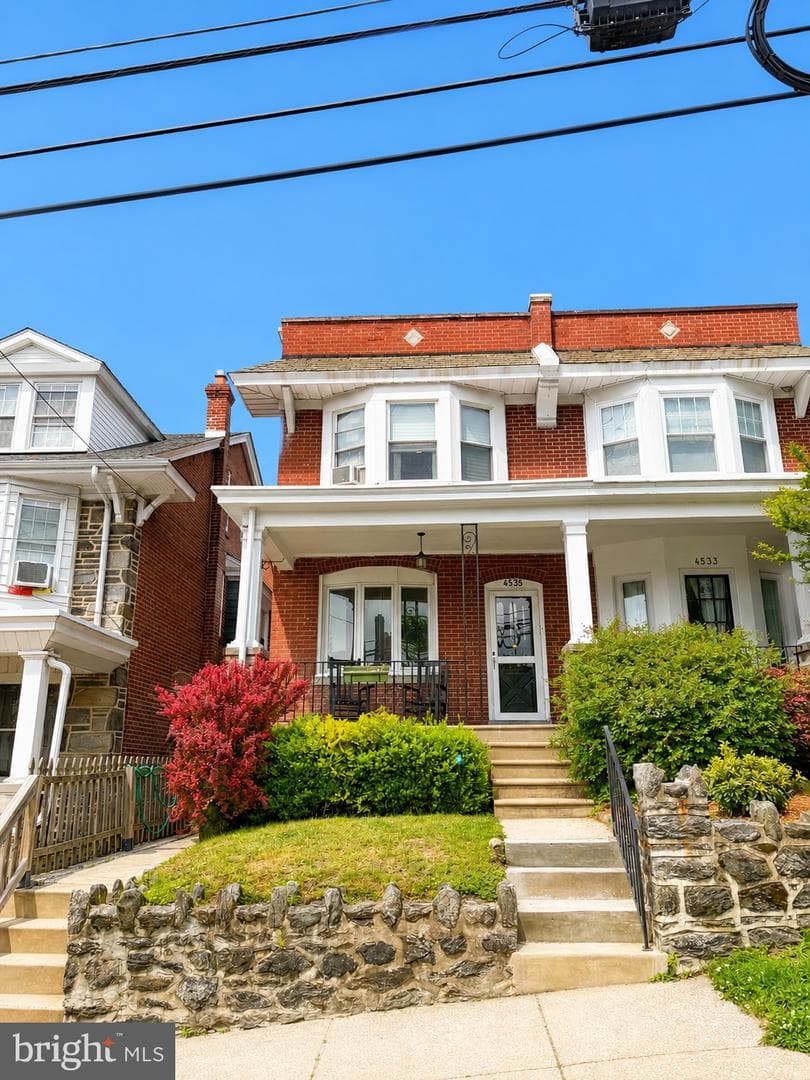 4535 Manayunk Avenue photo 2