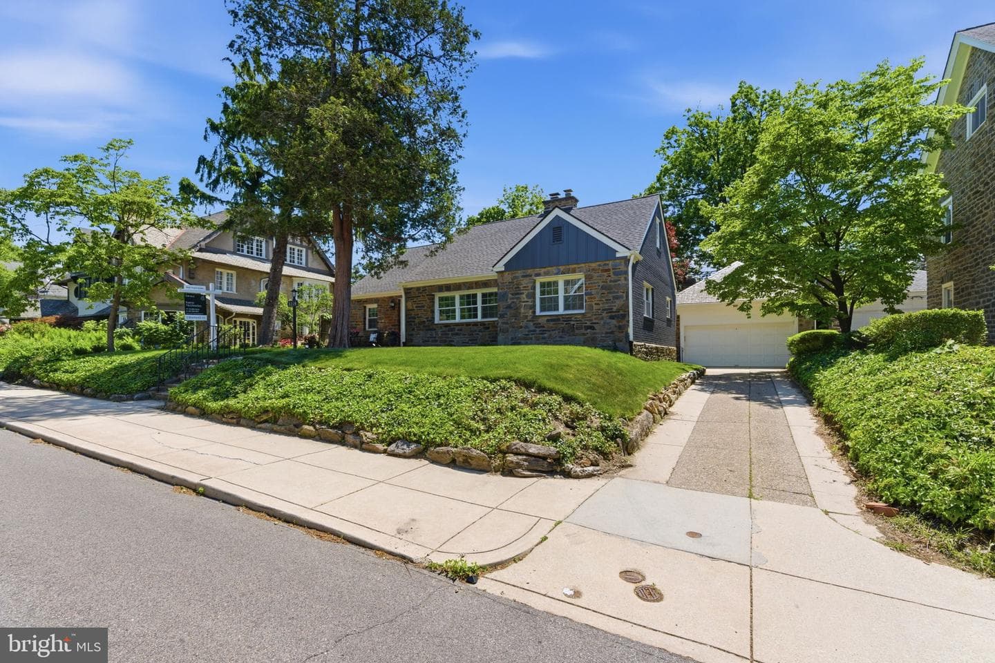 3226 W Penn St photo 30