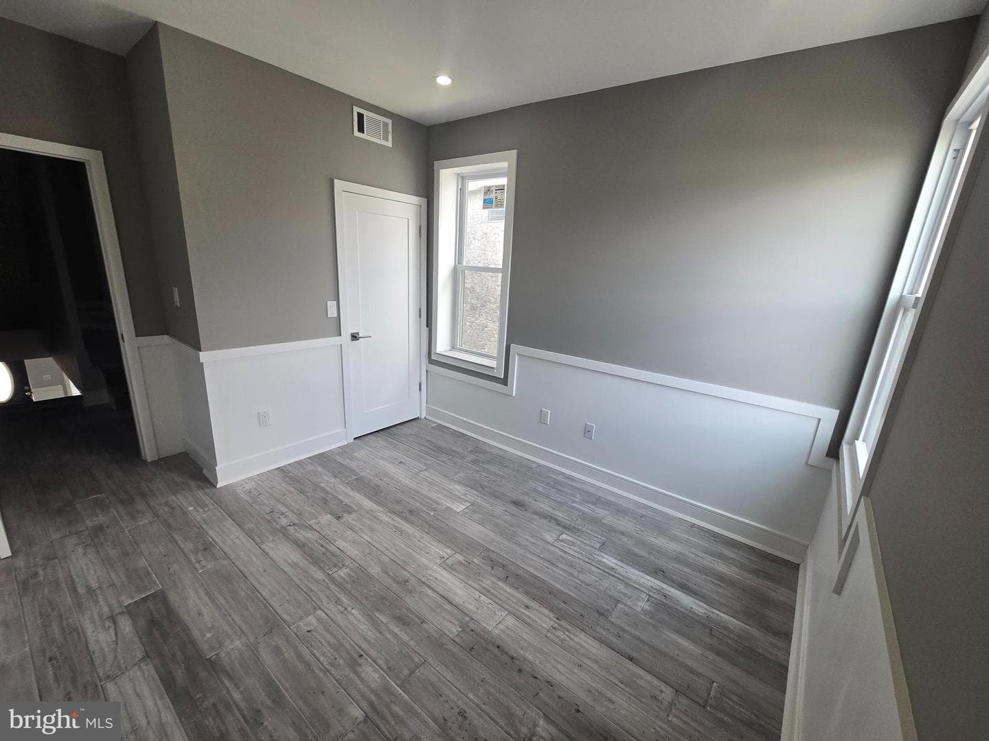 2609 E Norris Street photo 14