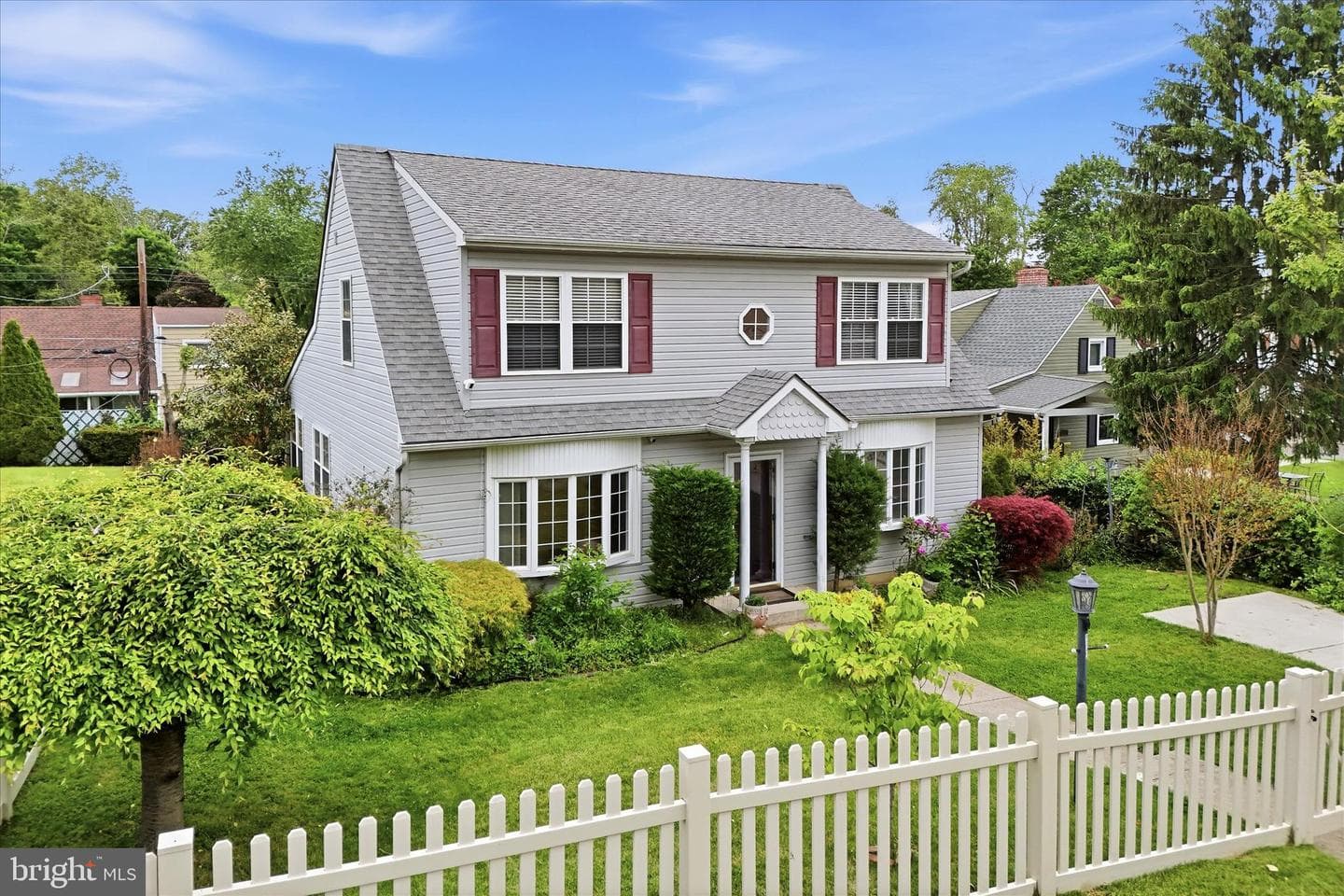 9342 Campus Lane, Philadelphia