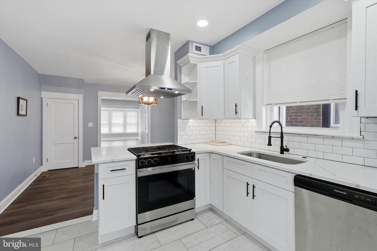 443 Fern Street photo 5