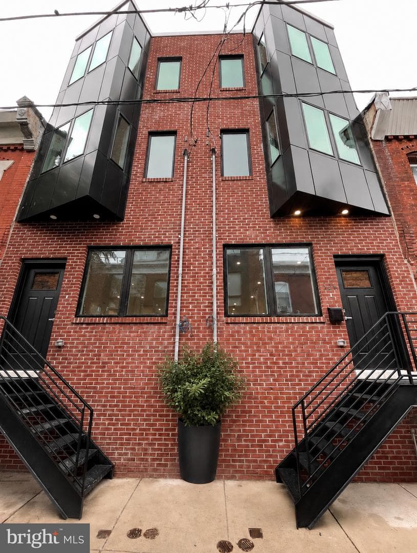 525 Sigel Street, Philadelphia