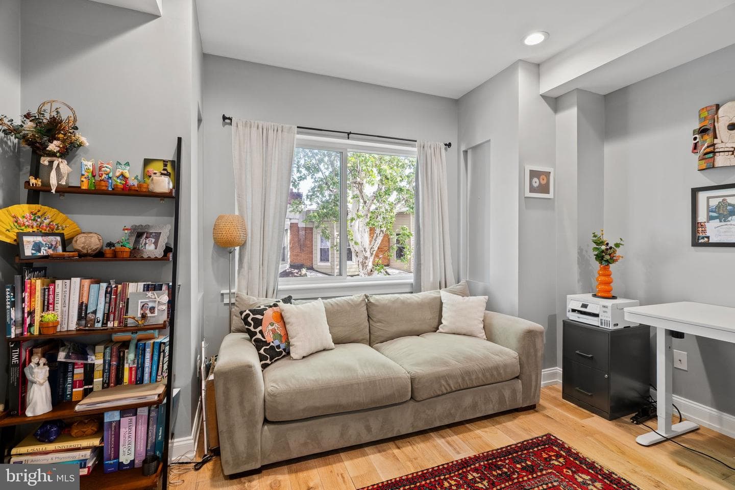 2932 Nicholas Street photo 19