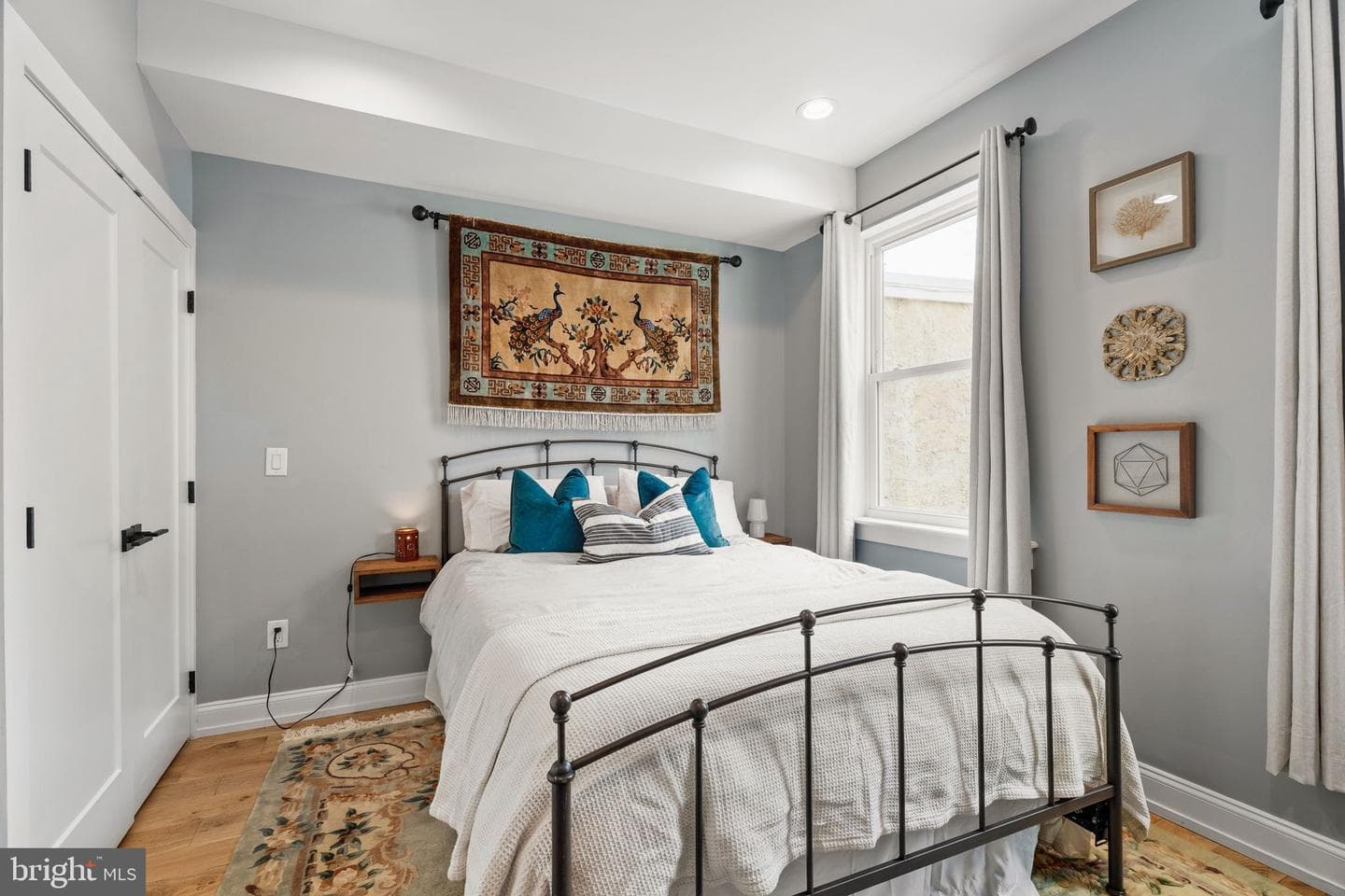 2932 Nicholas Street photo 21