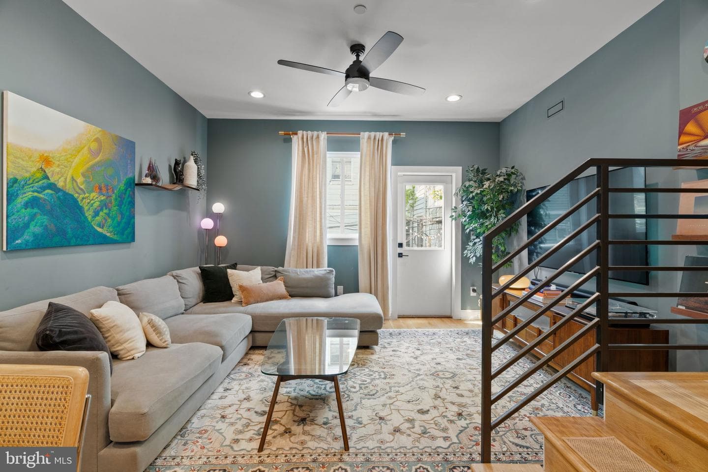 2932 Nicholas Street photo 5