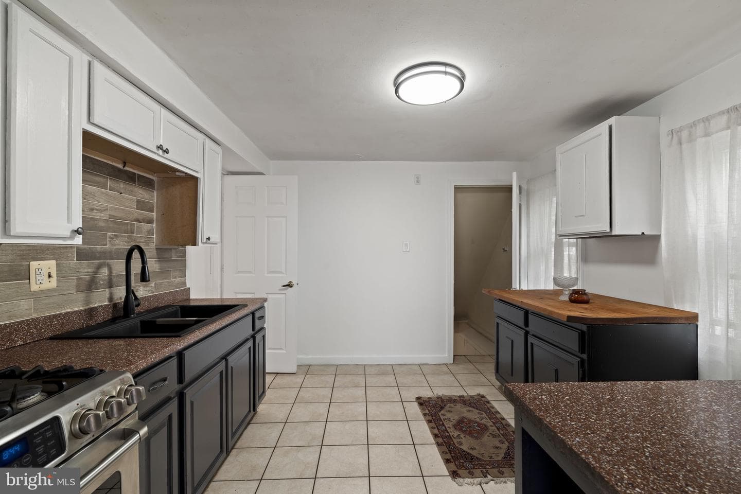 7339 Dorcas Street photo 14