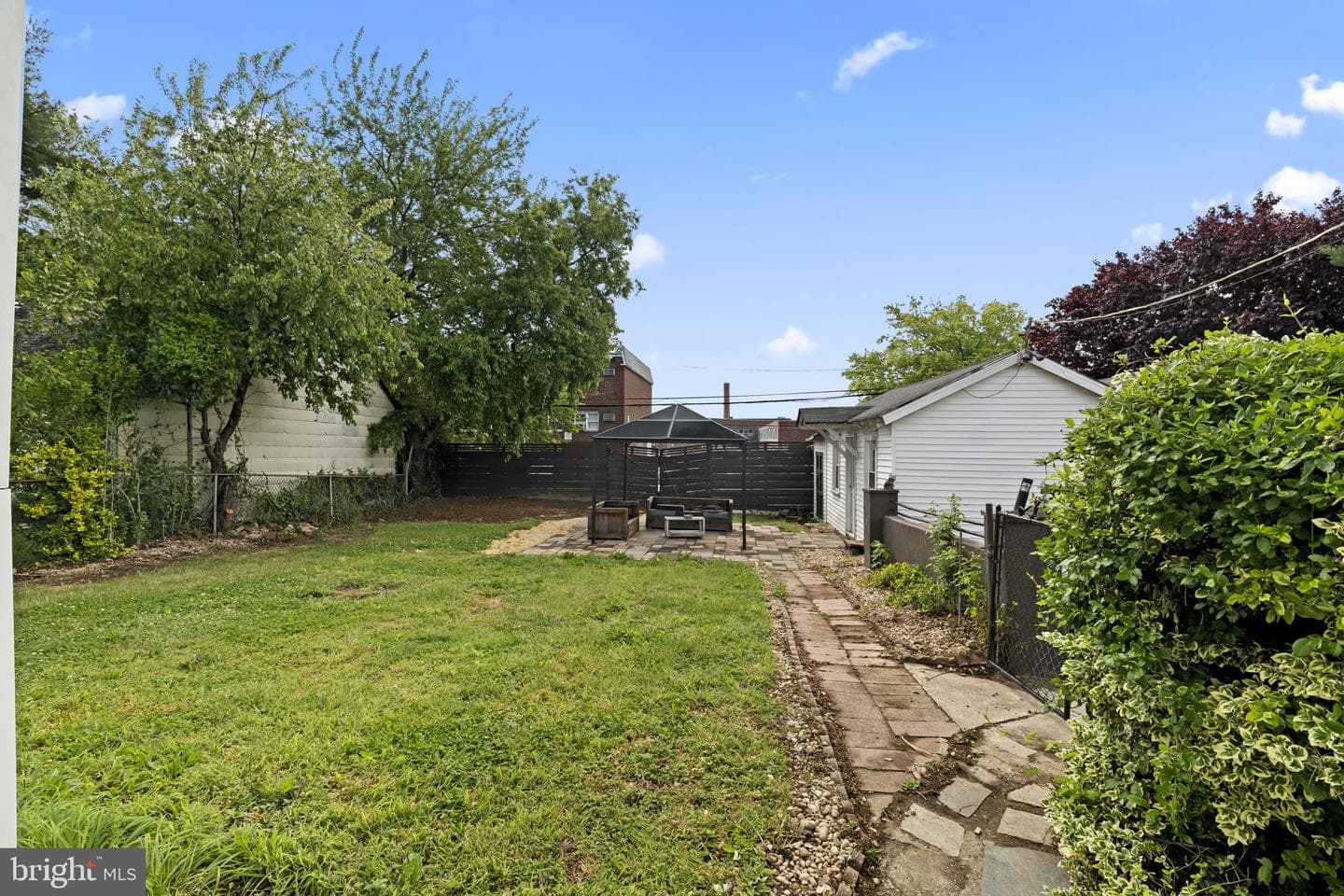 7339 Dorcas Street photo 25