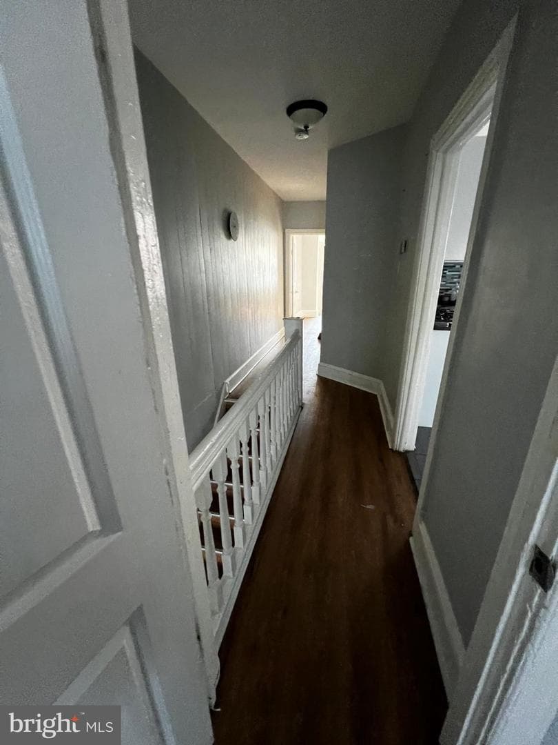4812 Oxford Avenue photo 15