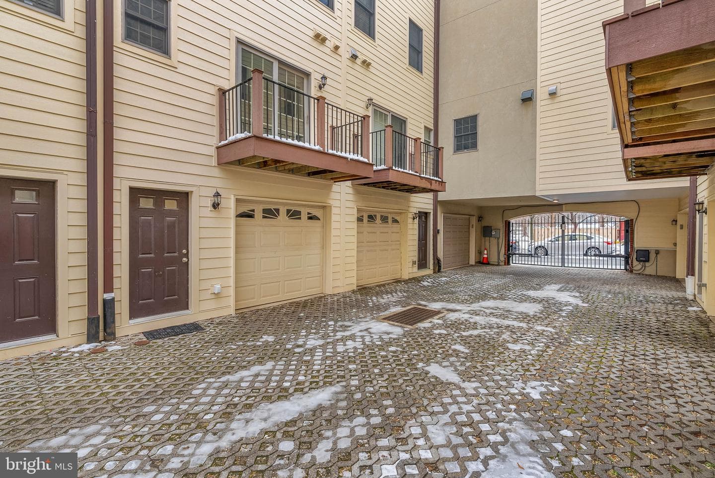 1007 N 3rd St # D photo 18