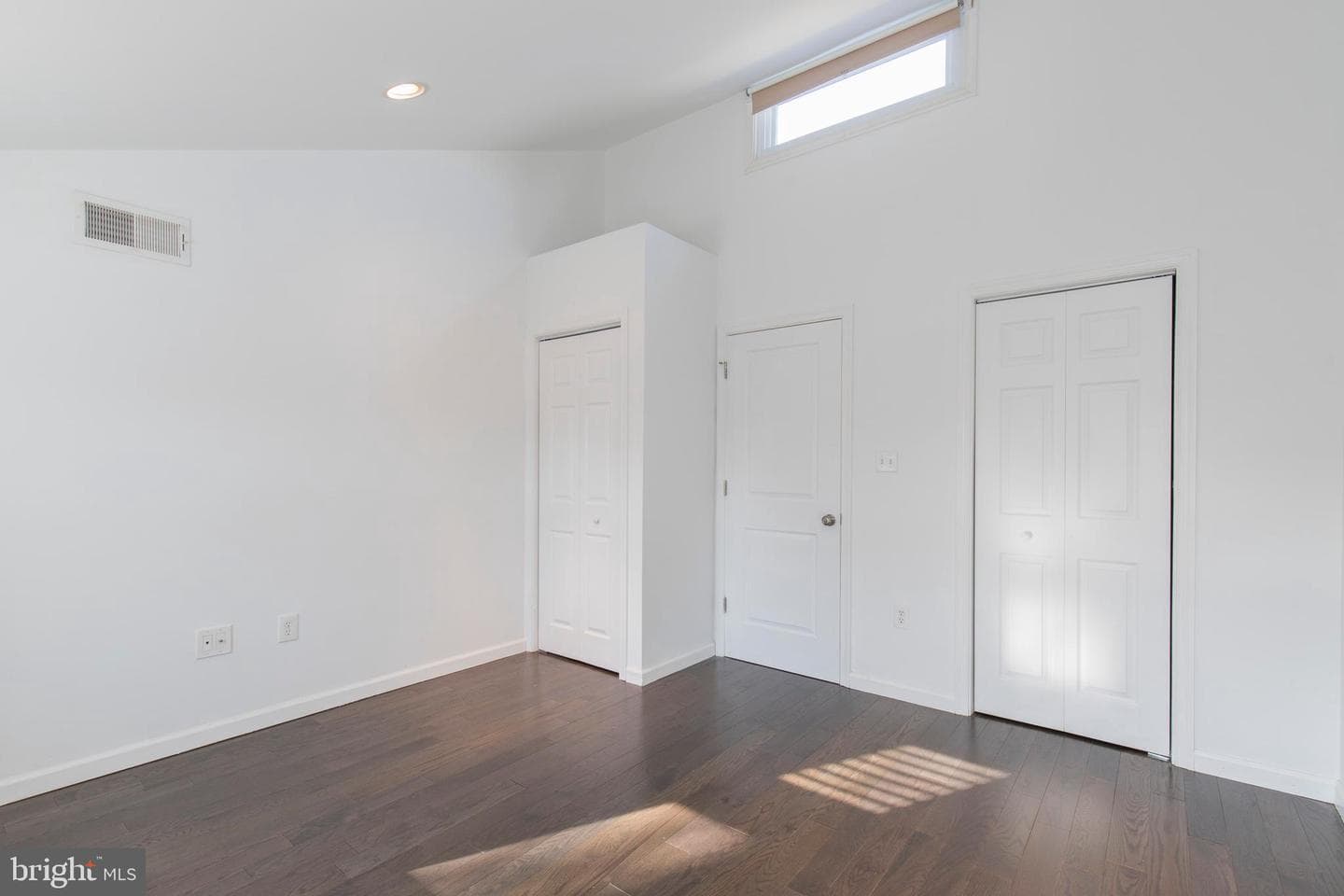 726 S Randolph Street photo 12