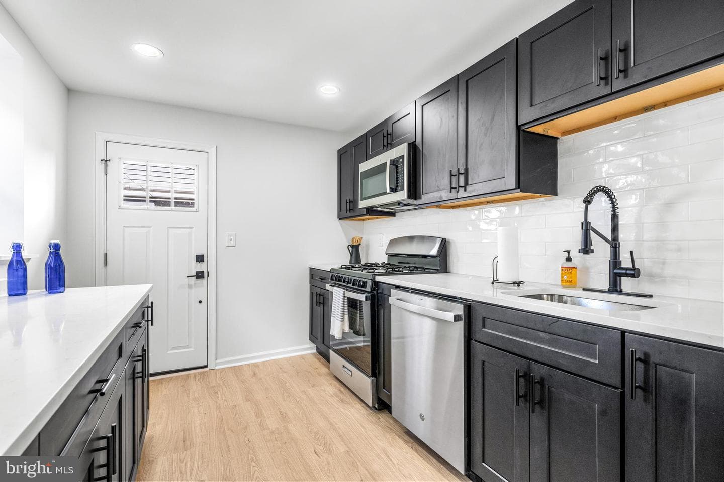 2318 Gaul Street photo 4