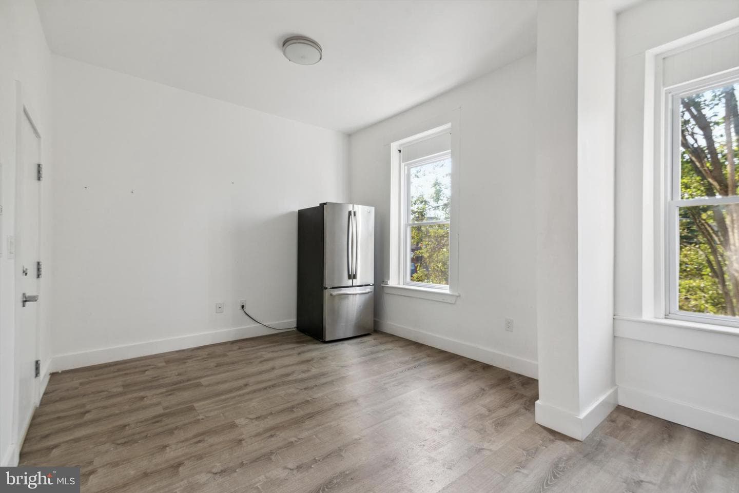 125 W Susquehanna Avenue photo 24