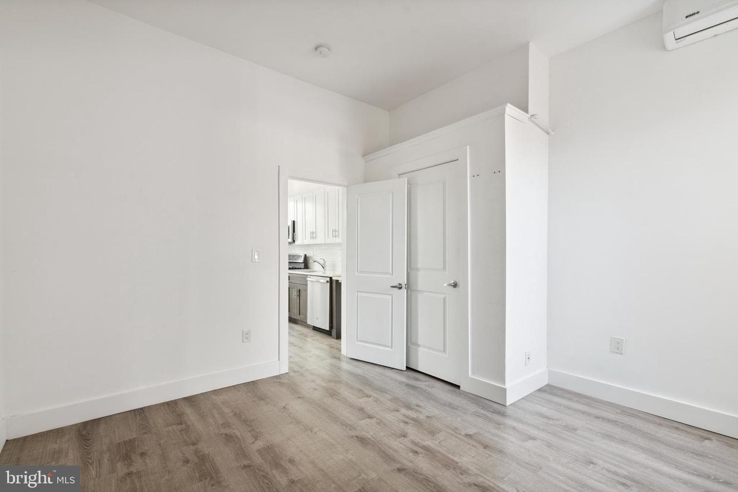 125 W Susquehanna Avenue photo 31
