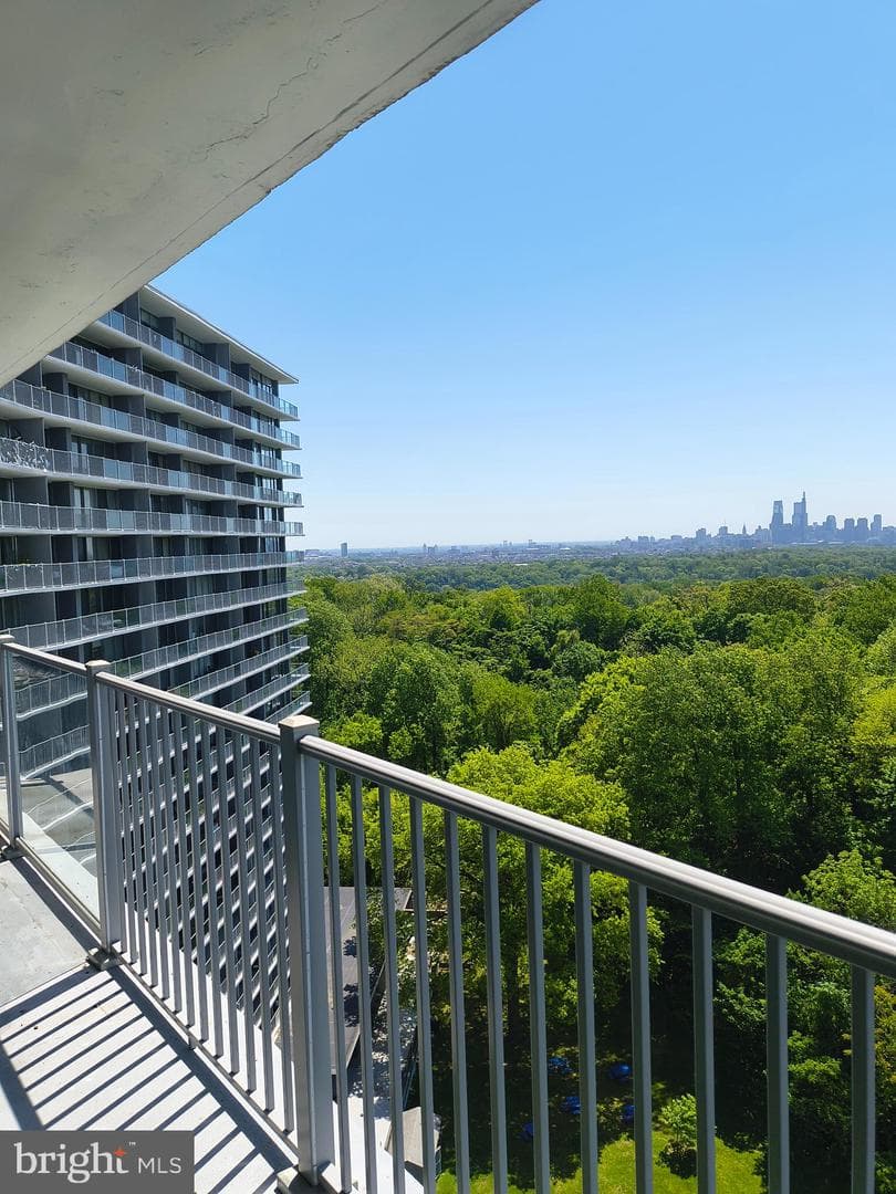3900 Ford Road #17m, Philadelphia