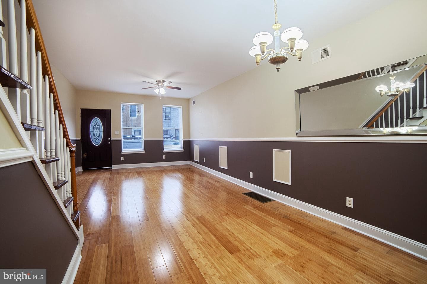 2921 Rosehill Street photo 2