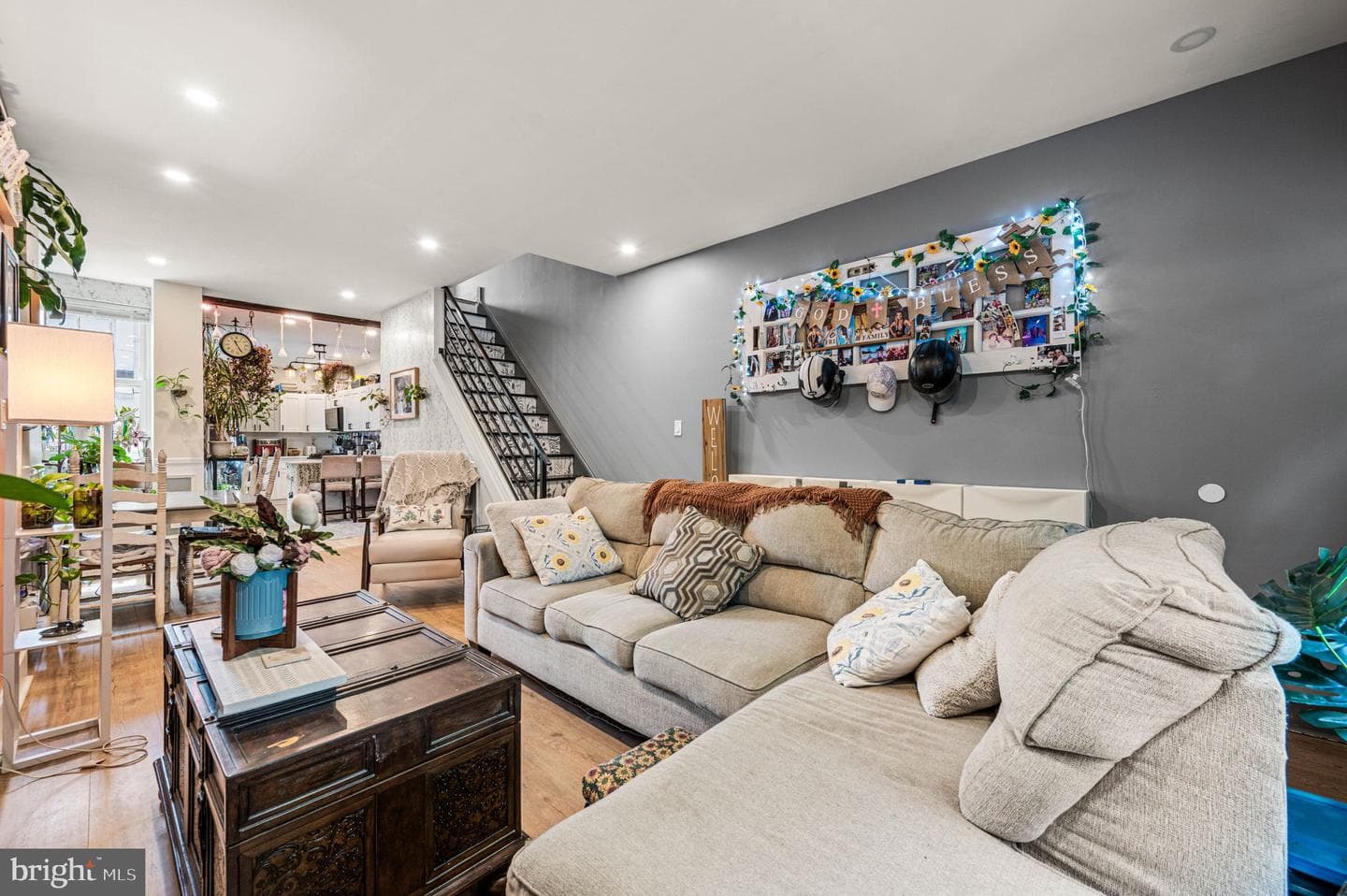 4733 Belgrade St photo 8