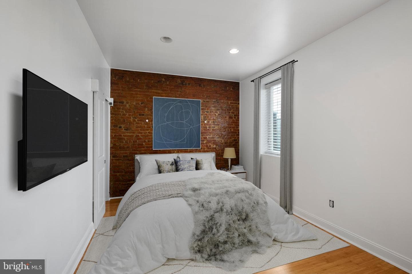 2539 Webb Street photo 13