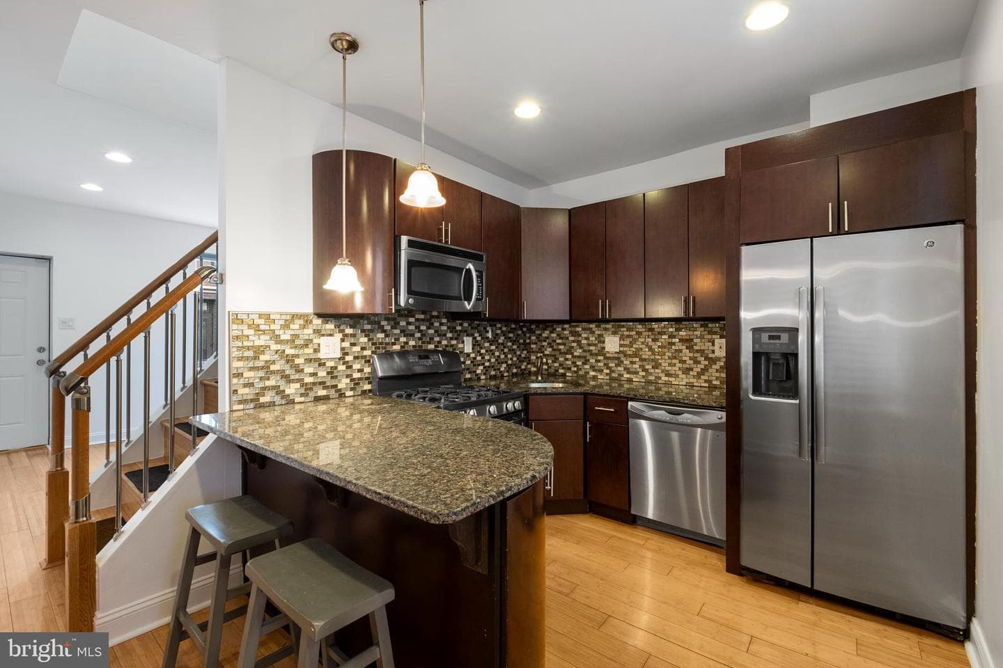 2539 Webb Street photo 9
