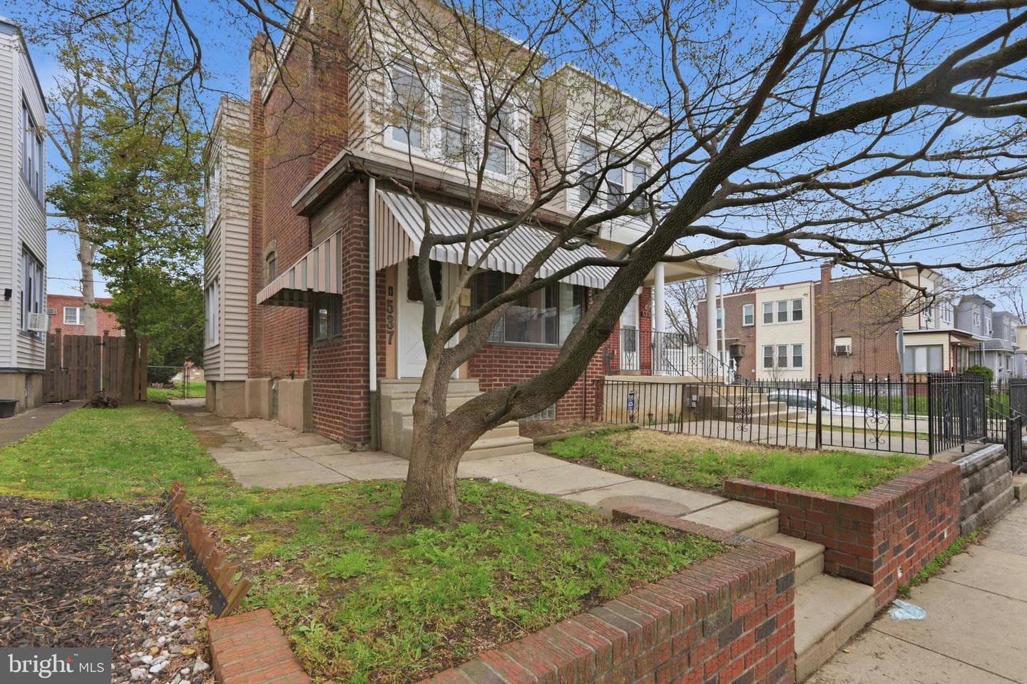 537 Robbins Street, Philadelphia