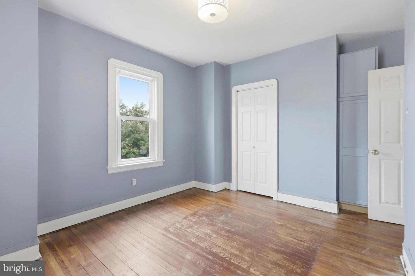 537 Robbins Street photo 25
