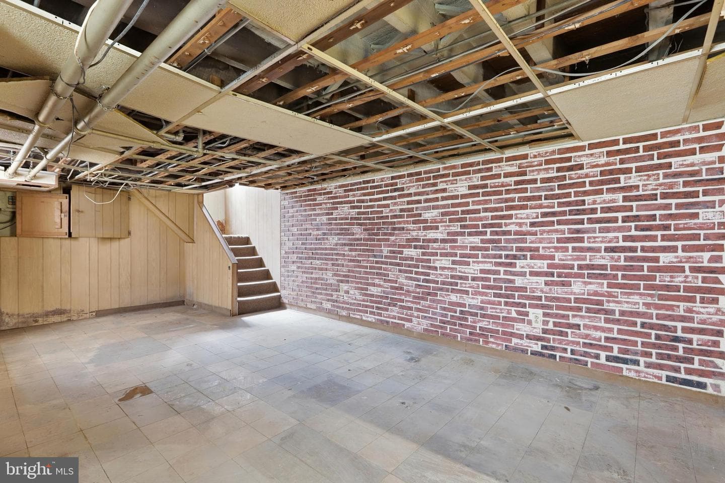 537 Robbins Street photo 27