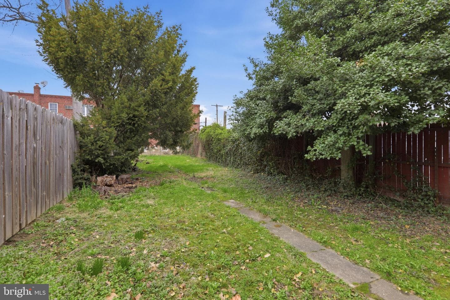 537 Robbins Street photo 33