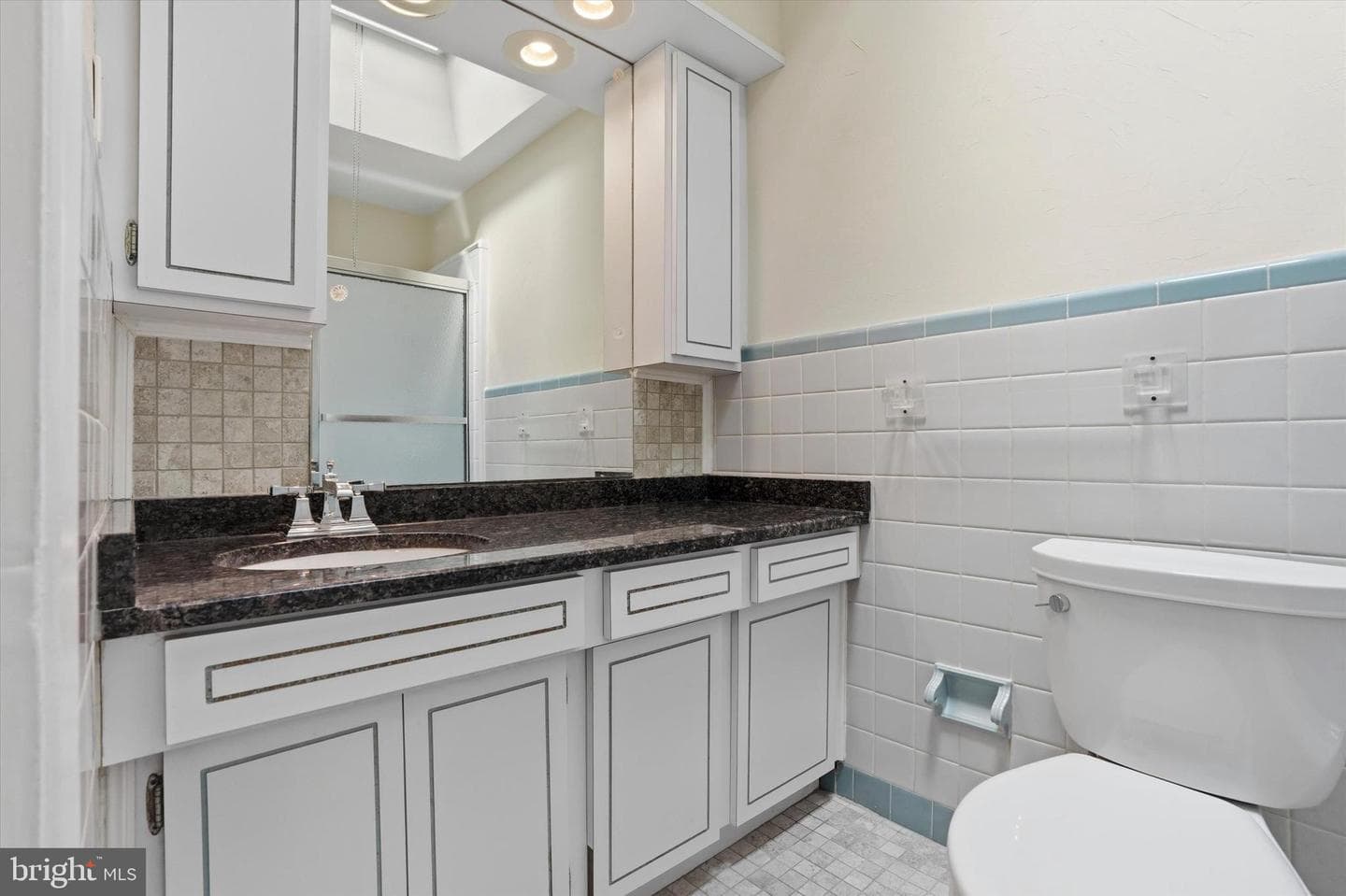 8354 Summerdale Avenue photo 13
