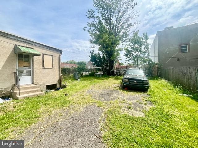 6115 N Norwood Street photo 10
