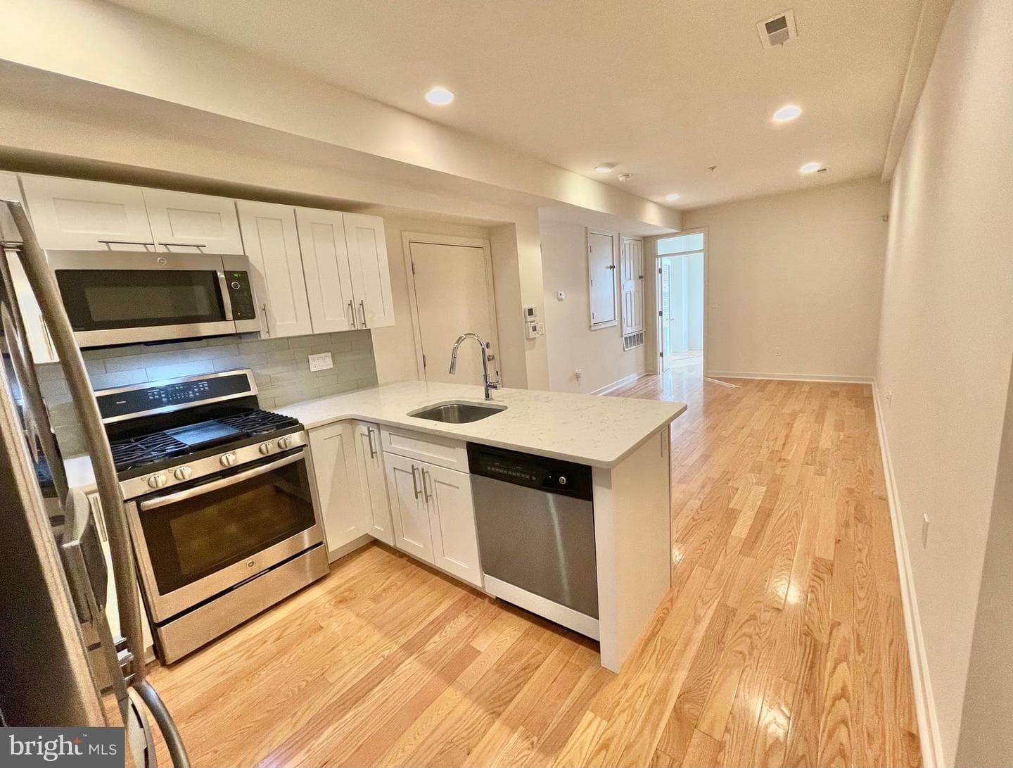 1437 Brown Street #2 photo 14