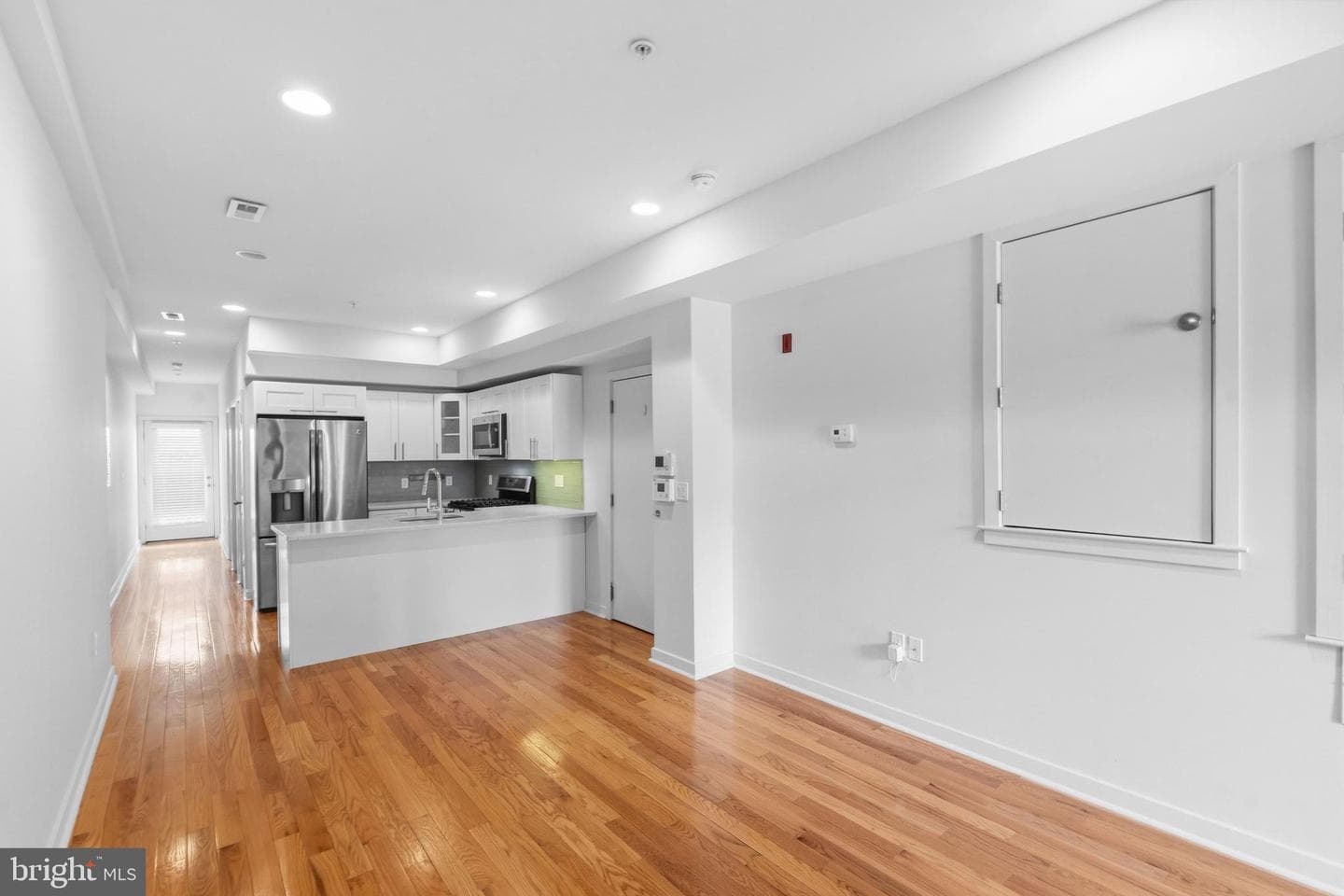 1437 Brown Street #2 photo 3
