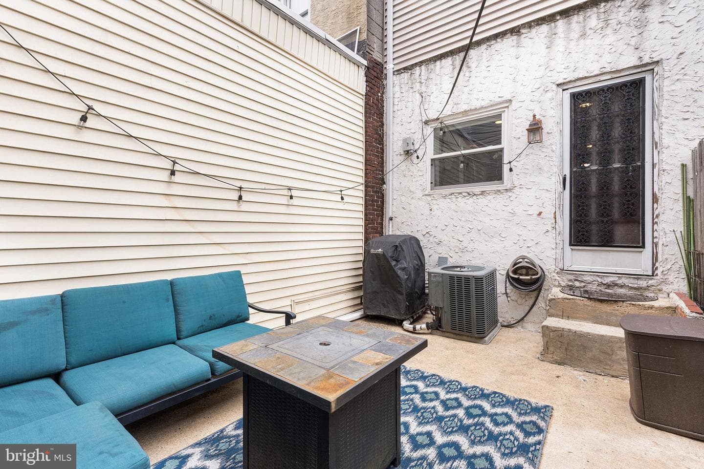 2625 Sepviva Street photo 14