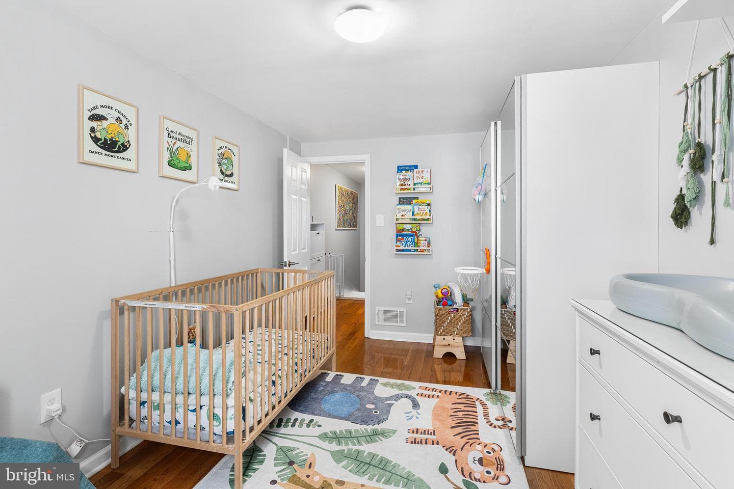 2625 Sepviva Street photo 17