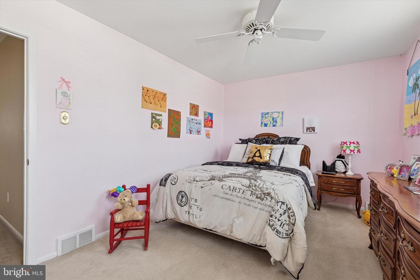 7406 Hill Road photo 14
