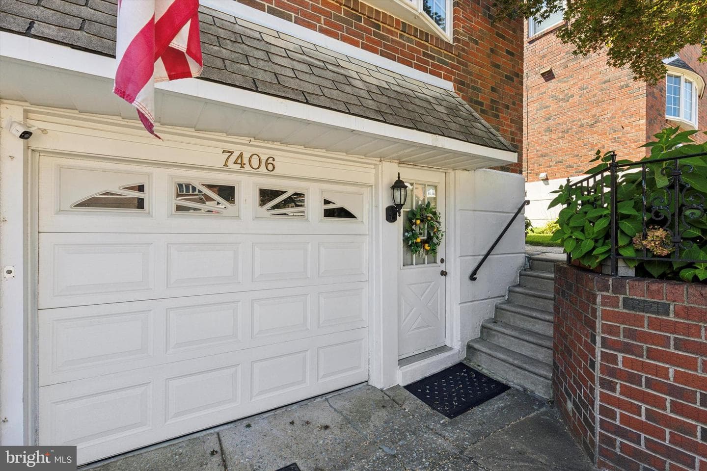 7406 Hill Road photo 2