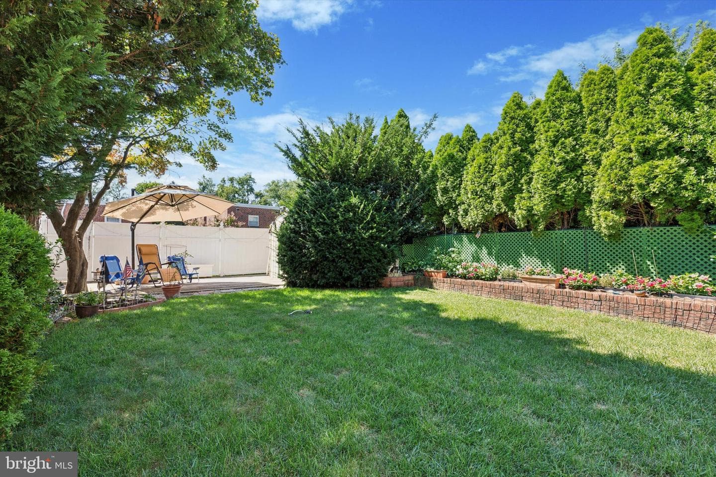 7406 Hill Road photo 23