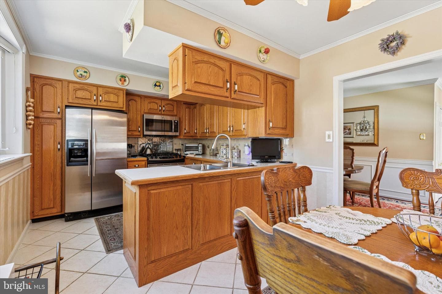 7406 Hill Road photo 5