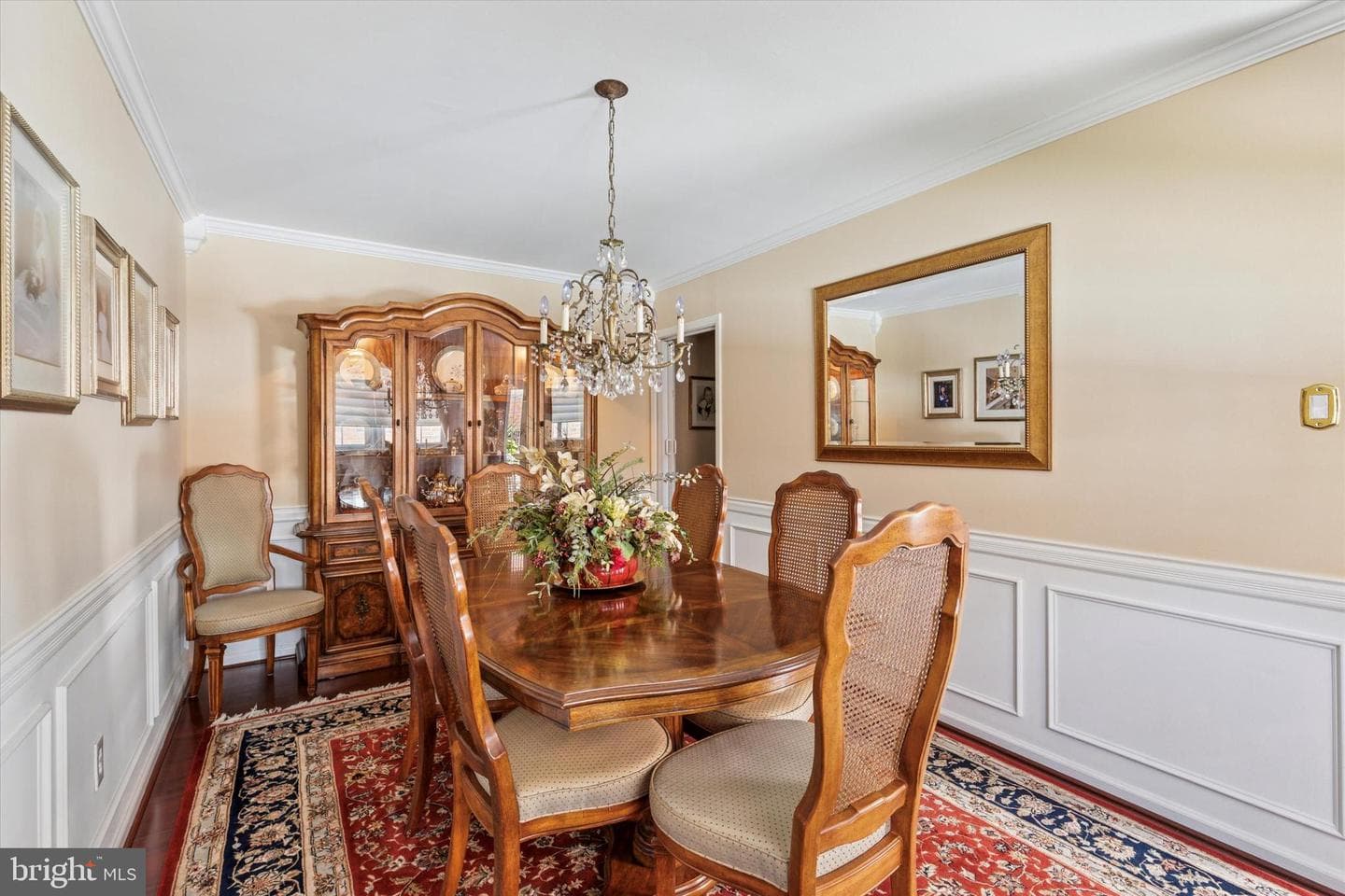 7406 Hill Road photo 8