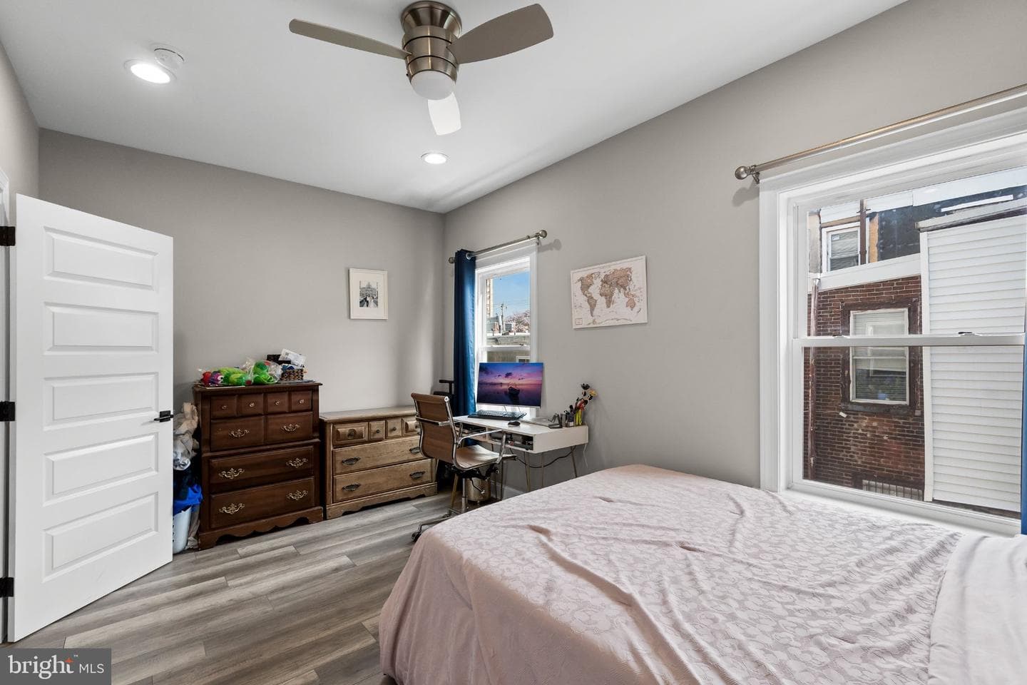 1528 W Seybert Street photo 21