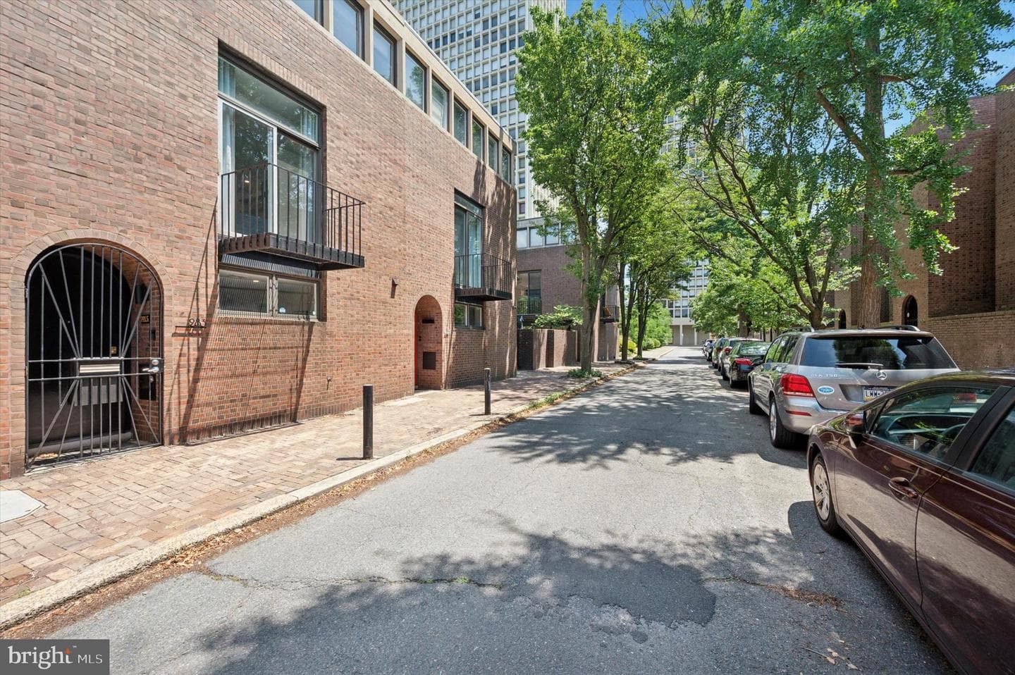 283 Locust Street photo 32